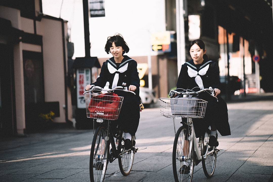 Zeiss Batis 85mm F1.8 – 空間氛圍的現代畫家 –