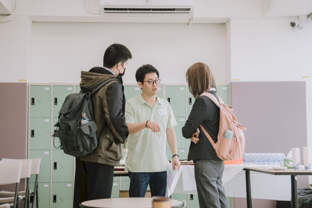 對茗日照中心開幕活動剪綵、場地與貴賓互動紀錄